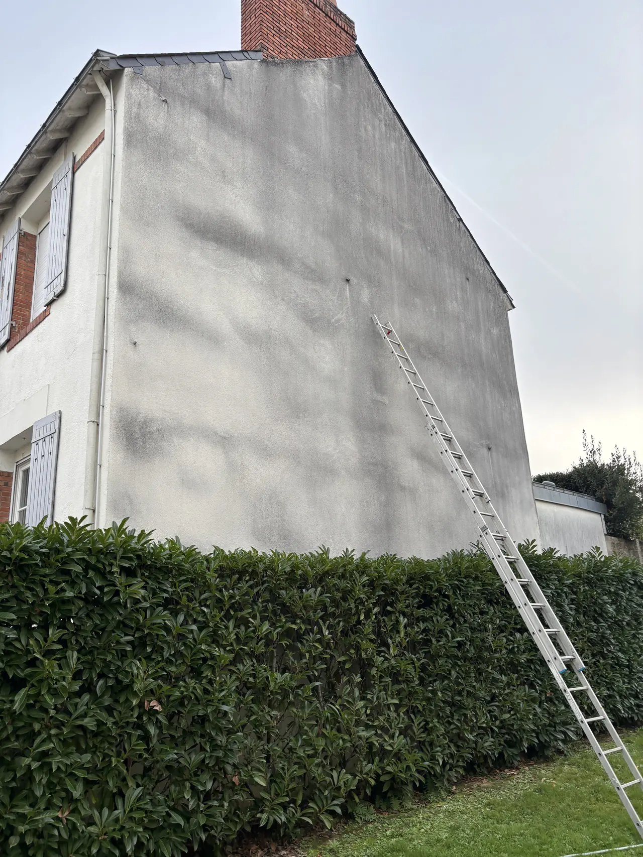 Détail de finition sur mur extérieur